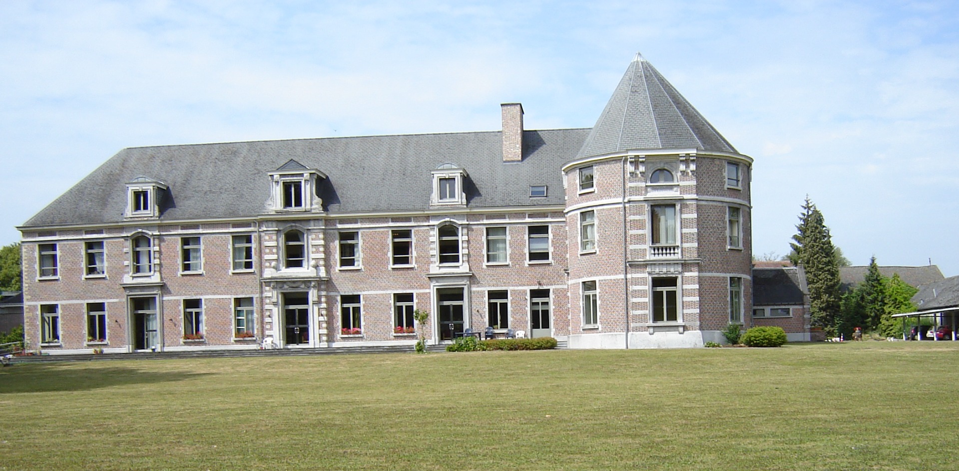 Scheerset Walnoothout main image 0